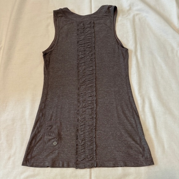 Lululemon 6 Dash Tank II Purple Top ~ Running Yoga Athletic Workout Ruffle - Picture 3 of 8